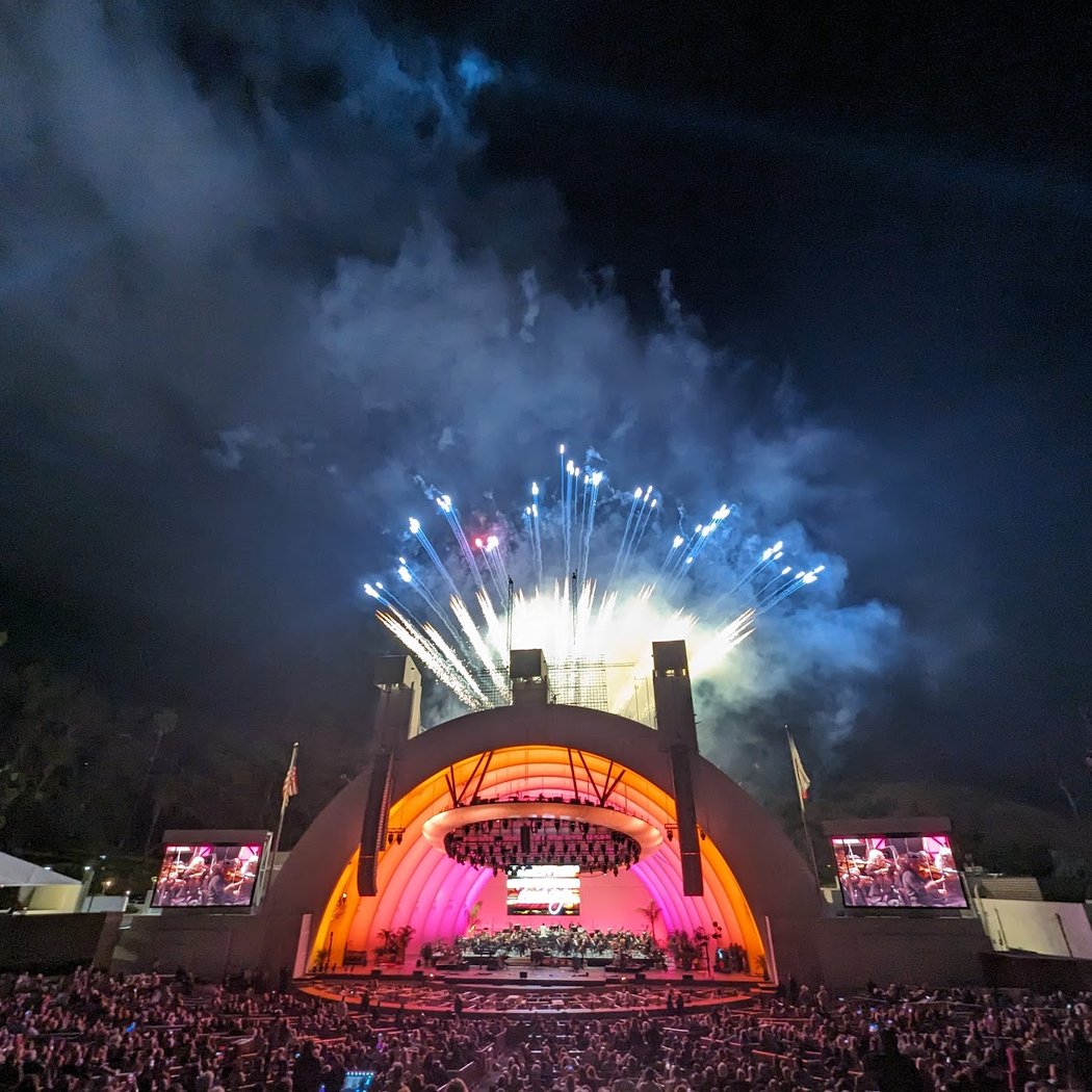 Rod Stewart at Hollywood Bowl 2